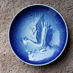 Porcelain plate